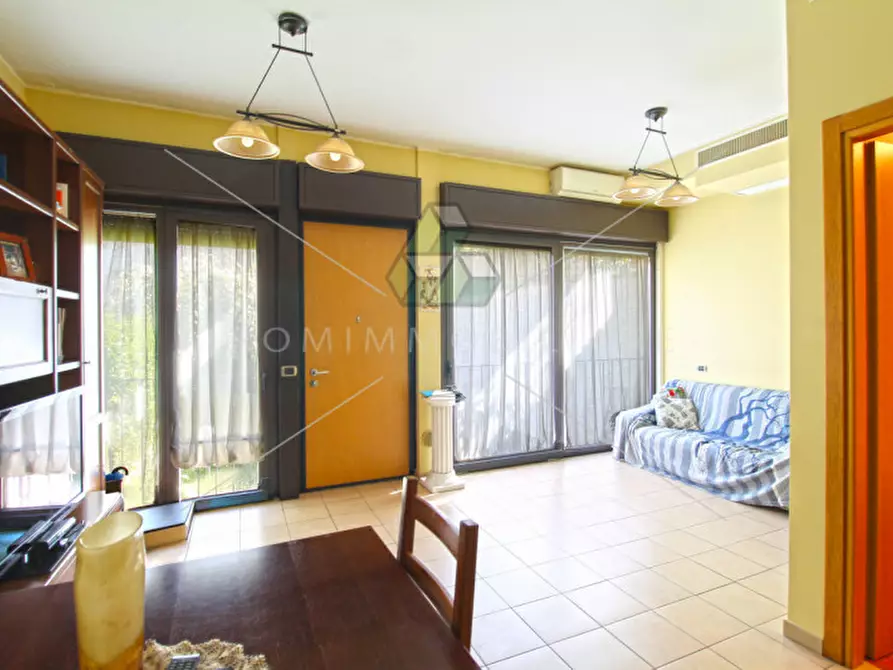 Immagine 5 di Appartamento in vendita  in Via Virgilio Testa a Roma