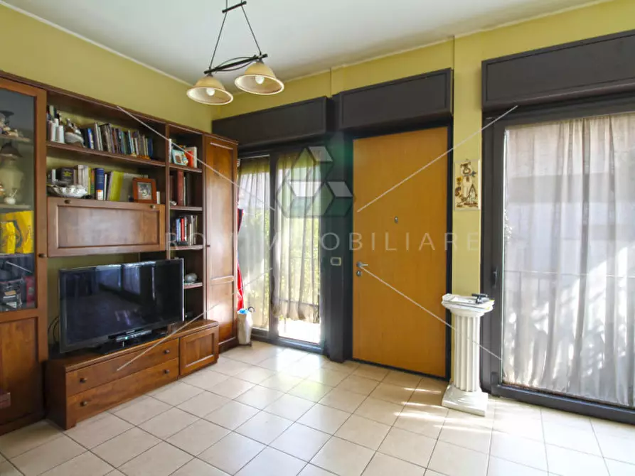 Immagine 7 di Appartamento in vendita  in Via Virgilio Testa a Roma