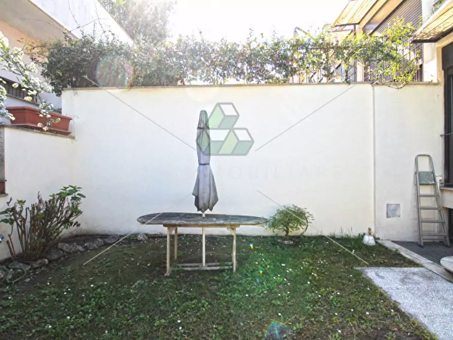 Immagine 23 di Appartamento in vendita  in Via Virgilio Testa a Roma