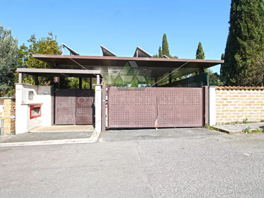 Immagine 31 di Appartamento in vendita  in Via Virgilio Testa a Roma