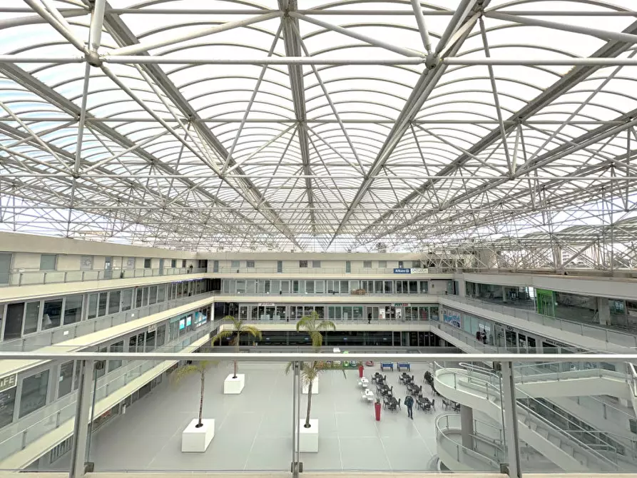 Immagine 1 di Ufficio in vendita  in Via Vittorio Bachelet a Lecce