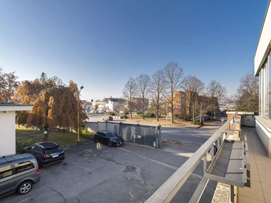 Immagine 4 di Ufficio in affitto  in STRADA PALERA 97 a Moncalieri