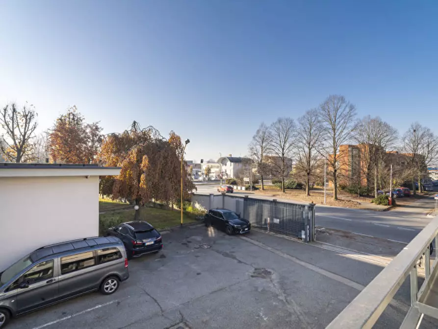 Immagine 5 di Ufficio in affitto  in STRADA PALERA 97 a Moncalieri