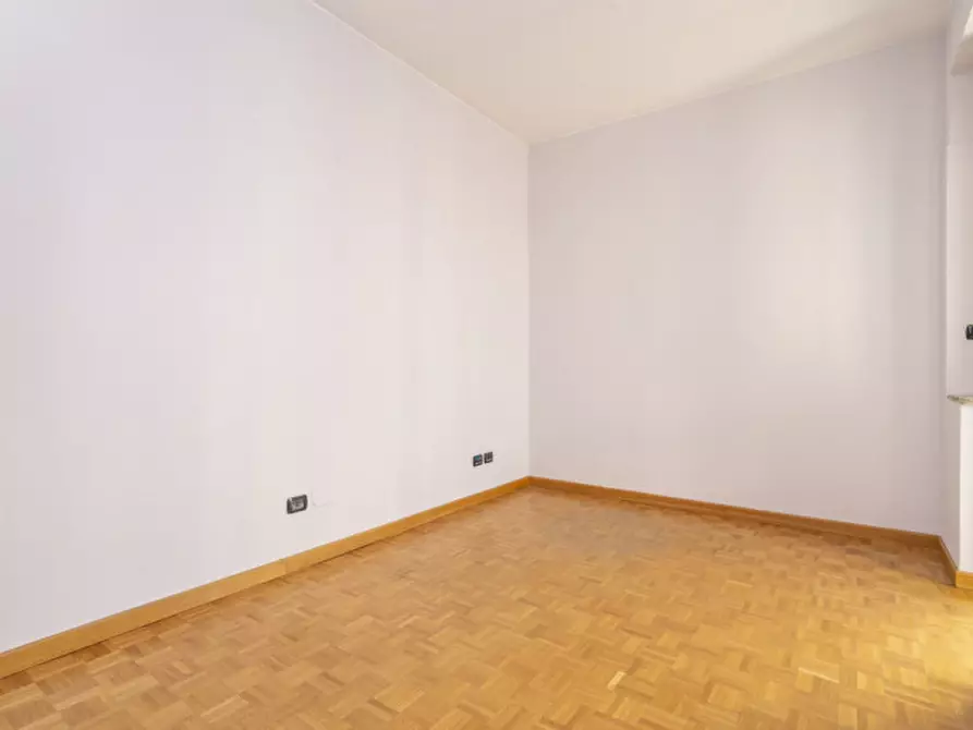 Immagine 11 di Ufficio in affitto  in STRADA PALERA 97 a Moncalieri