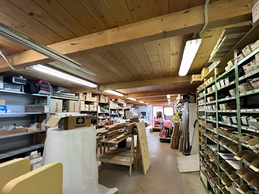 Immagine 10 di Capannone industriale in vendita  in Via Fermi 53-55 a Alpignano