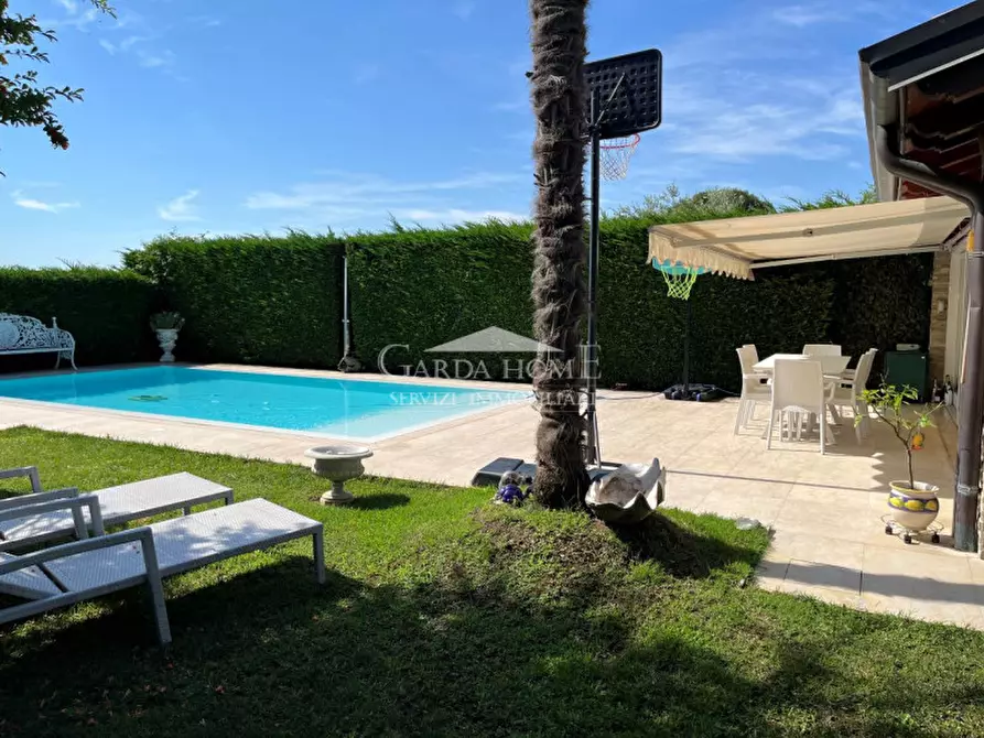 Immagine 13 di Casa bifamiliare in vendita  in Via Barcuzzi a Lonato del Garda