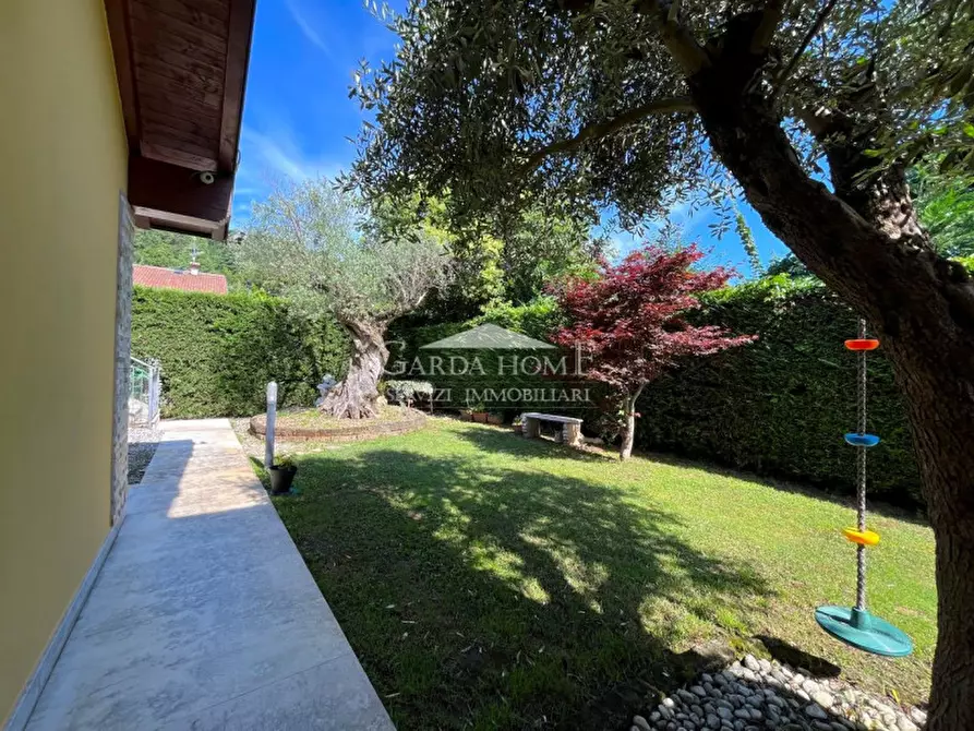 Immagine 19 di Casa bifamiliare in vendita  in Via Barcuzzi a Lonato del Garda