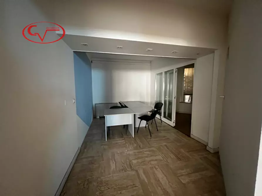 Immagine 4 di Ufficio in affitto  in Via Poggilupi a Terranuova Bracciolini