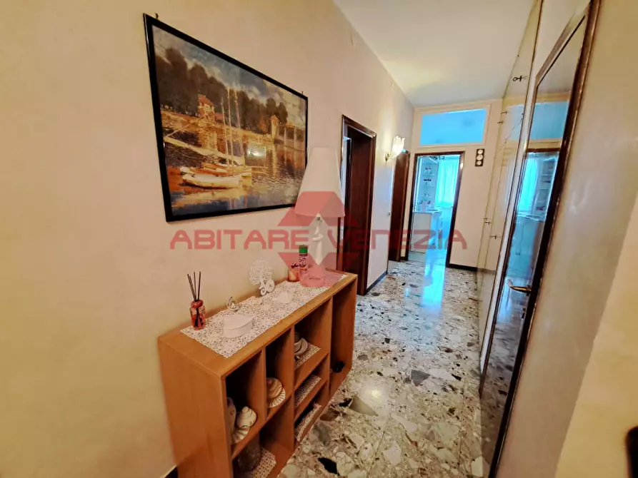 Immagine 5 di Appartamento in vendita  in Via Lepanto 30 a Venezia