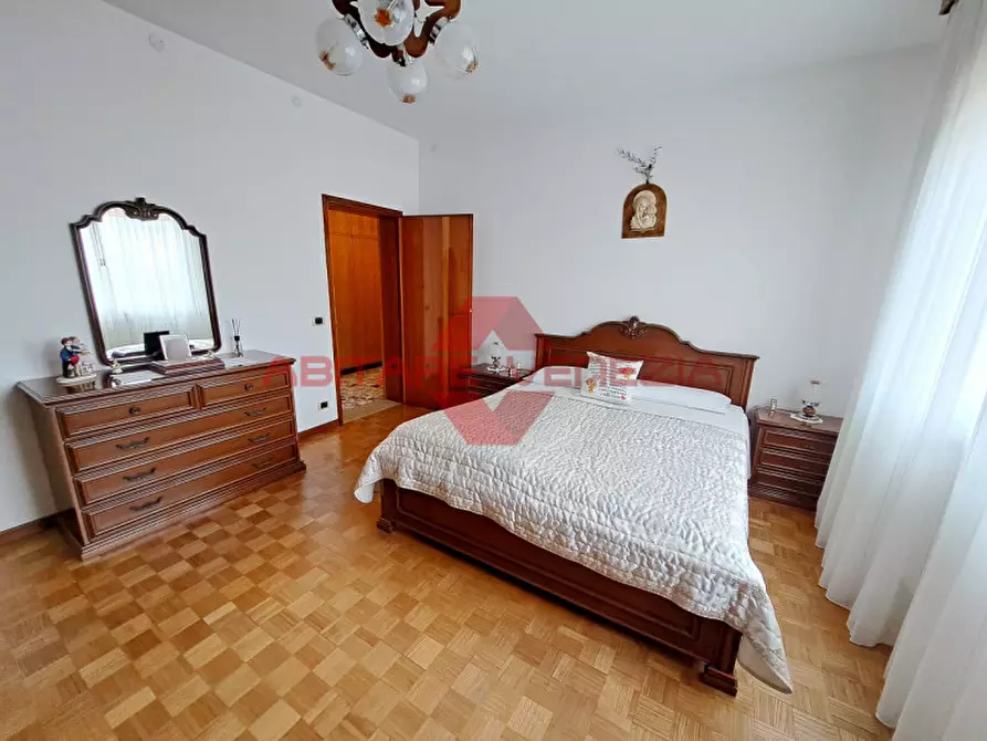 Immagine 15 di Appartamento in vendita  in Via Lepanto 30 a Venezia