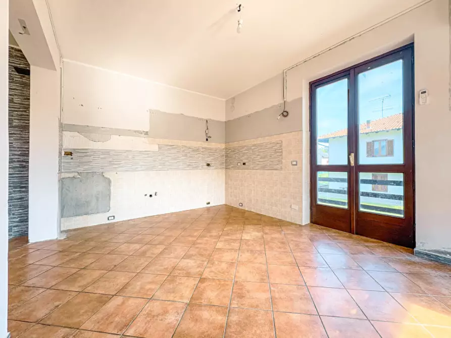 Immagine 20 di Casa bifamiliare in vendita  in via parolini 2/b a Borgomanero