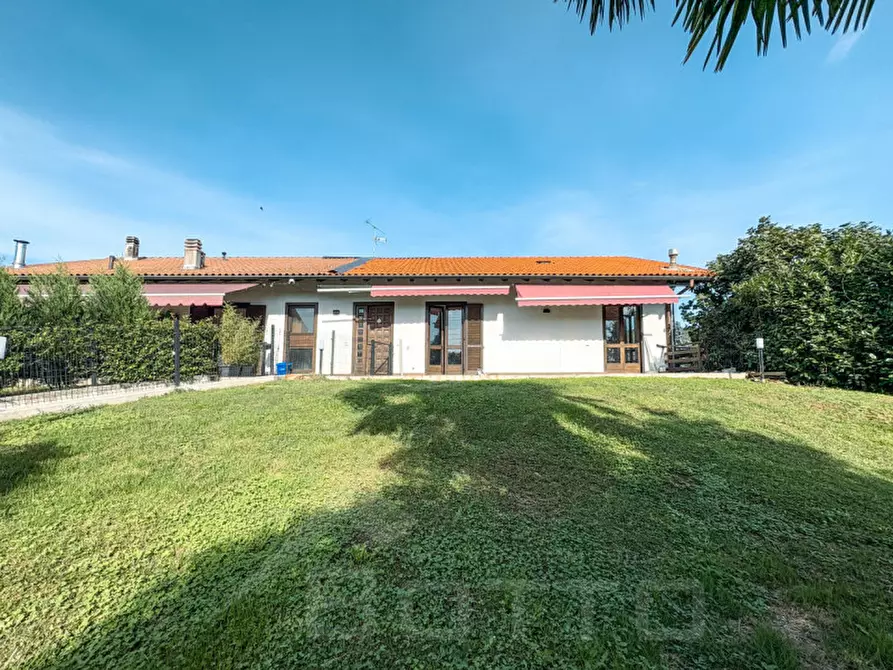 Immagine 34 di Casa bifamiliare in vendita  in via parolini 2/b a Borgomanero