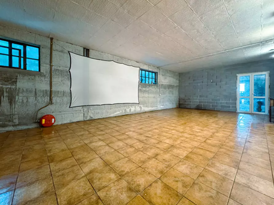 Immagine 43 di Casa bifamiliare in vendita  in via parolini 2/b a Borgomanero