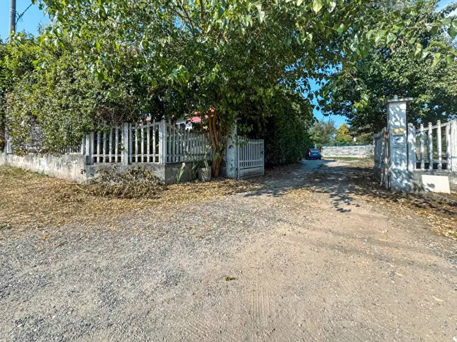 Immagine 50 di Casa bifamiliare in vendita  in via parolini 2/b a Borgomanero