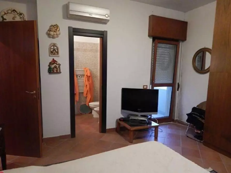 Immagine 5 di Appartamento in vendita  in Viale Barlaam da Seminara a Catanzaro