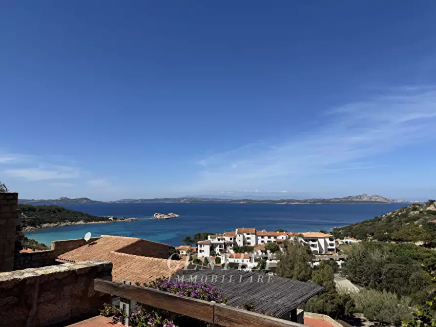 Immagine 3 di Appartamento in vendita  in Via del Mare a Arzachena