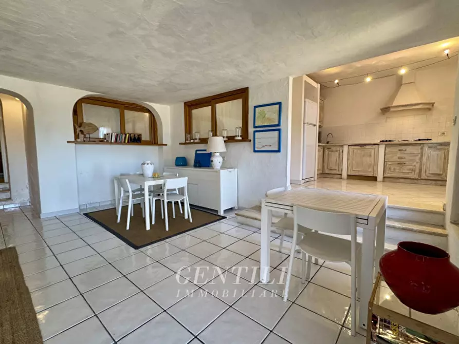 Immagine 5 di Appartamento in vendita  in Via del Mare a Arzachena