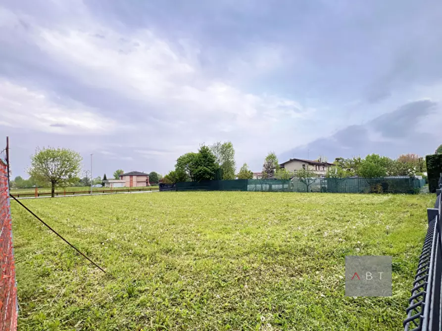 Immagine 1 di Terreno in vendita  a San Giorgio In Bosco