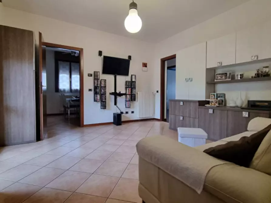 Immagine 4 di Appartamento in vendita  a Concordia Sulla Secchia