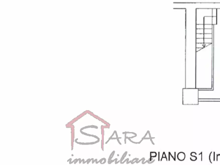 Immagine 2 di Posto auto in vendita  in Largo Europa a Padova