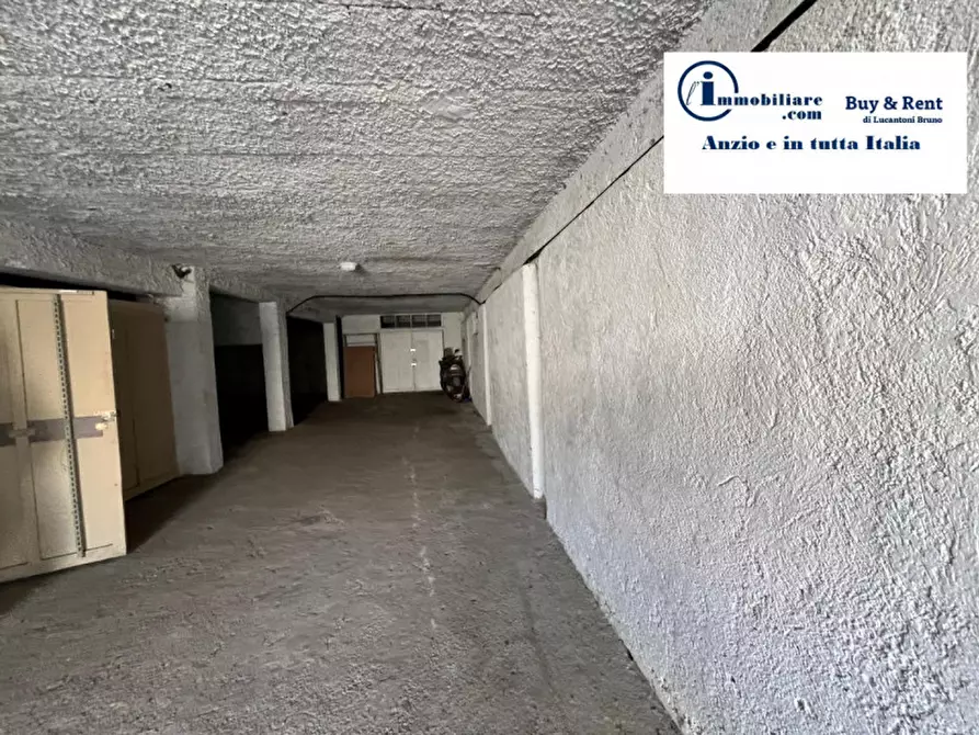 Immagine 8 di Appartamento in vendita  in VIA NETTUNENSE 297 a Anzio