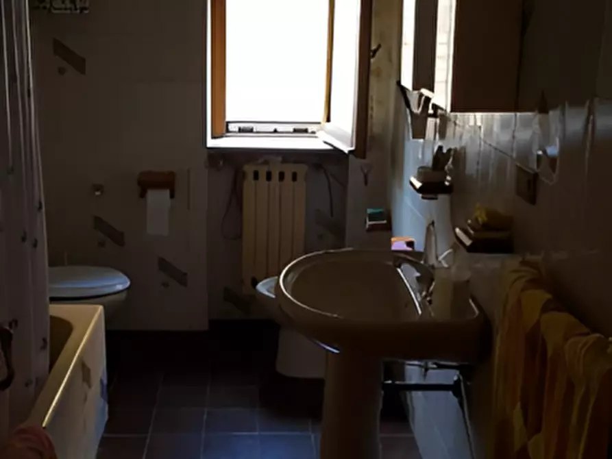 Immagine 10 di Appartamento in vendita  in viale stazione, via Magna Grecia, 20 a Torano Castello