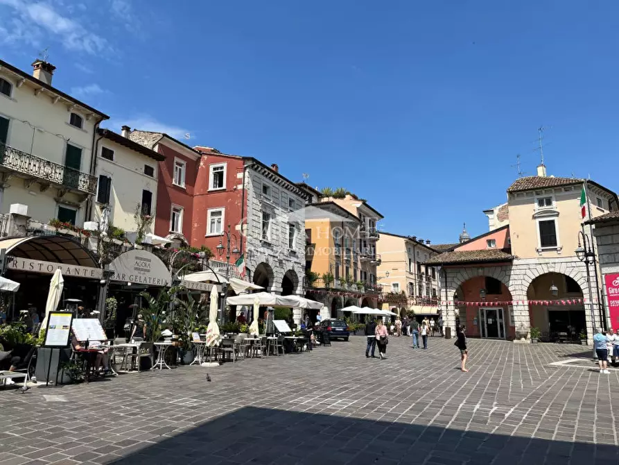 Immagine 22 di Appartamento in vendita  in Via Sant'Angela Merici a Desenzano Del Garda