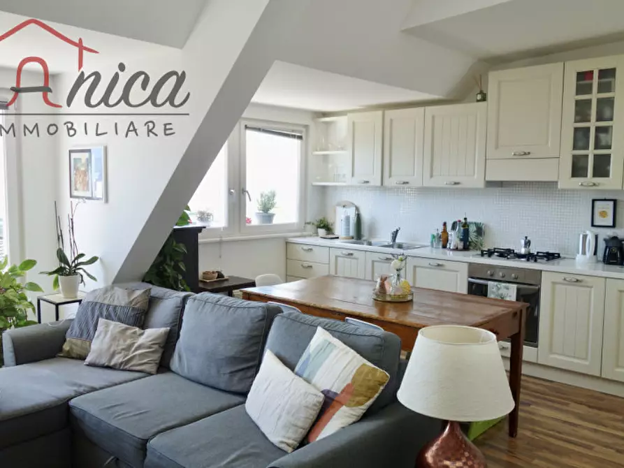 Immagine 1 di Appartamento in vendita  in Via di Zell a Trento