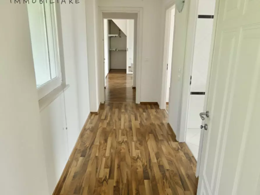 Immagine 12 di Appartamento in vendita  in Via di Zell a Trento
