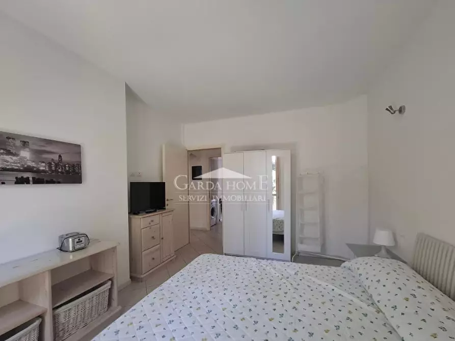 Immagine 8 di Appartamento in vendita  in Via San Benedetto a Desenzano Del Garda