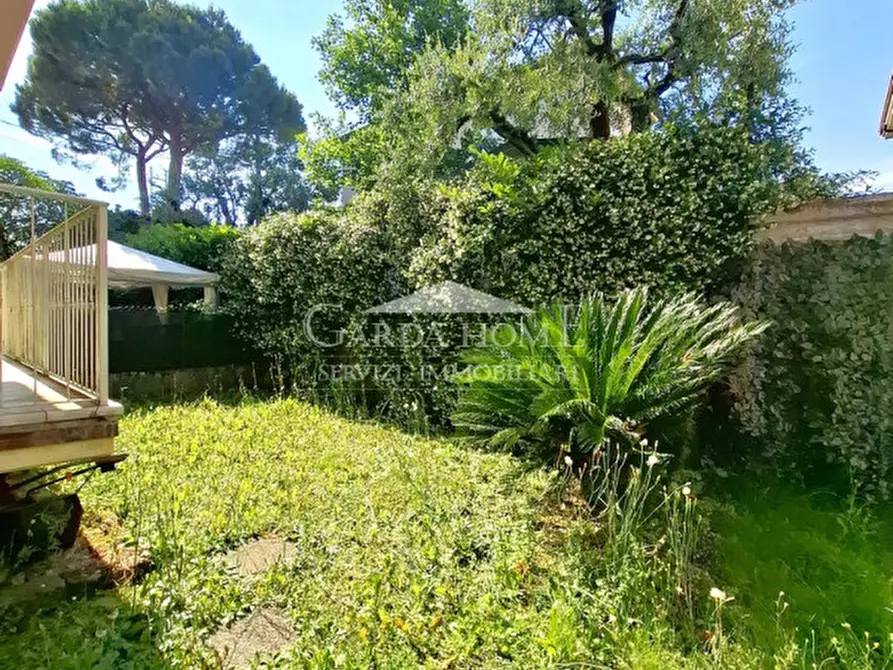 Immagine 8 di Appartamento in vendita  in Via San Benedetto a Desenzano Del Garda