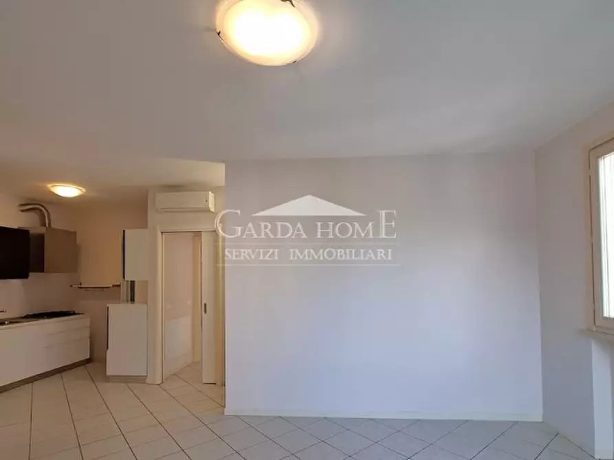 Immagine 4 di Appartamento in vendita  in Via San Benigno a Desenzano Del Garda