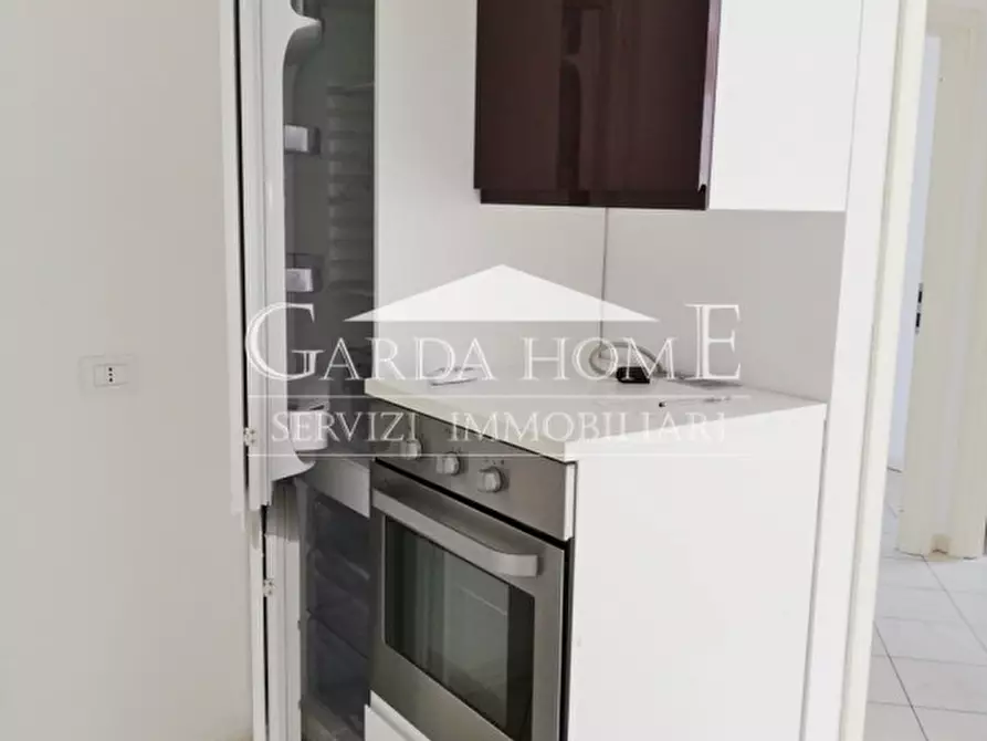 Immagine 4 di Appartamento in vendita  in Via San Benigno a Desenzano Del Garda