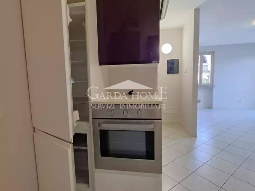 Immagine 7 di Appartamento in vendita  in Via San Benigno a Desenzano Del Garda