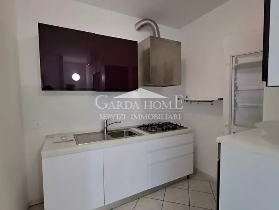 Immagine 11 di Appartamento in vendita  in Via San Benigno a Desenzano Del Garda