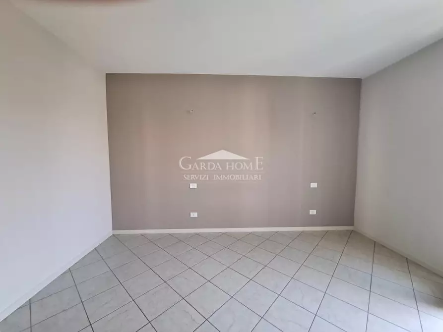 Immagine 12 di Appartamento in vendita  in Via San Benigno a Desenzano Del Garda