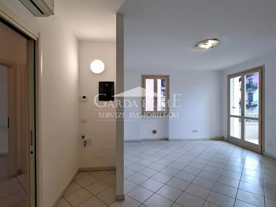Immagine 14 di Appartamento in vendita  in Via San Benigno a Desenzano Del Garda