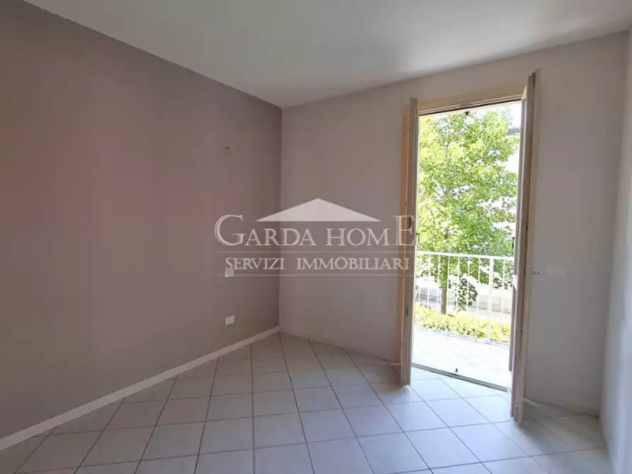 Immagine 13 di Appartamento in vendita  in Via San Benigno a Desenzano Del Garda