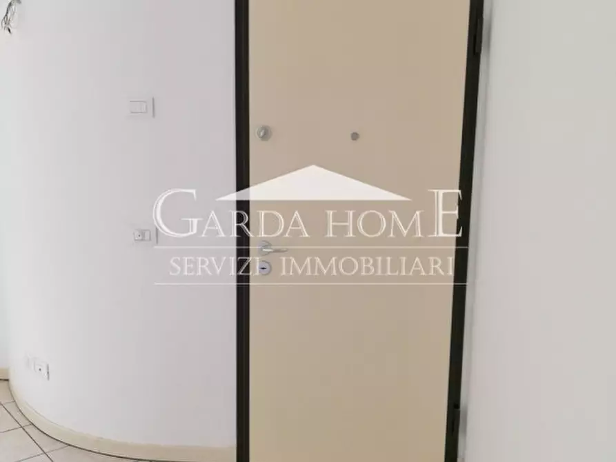 Immagine 15 di Appartamento in vendita  in Via San Benigno a Desenzano Del Garda