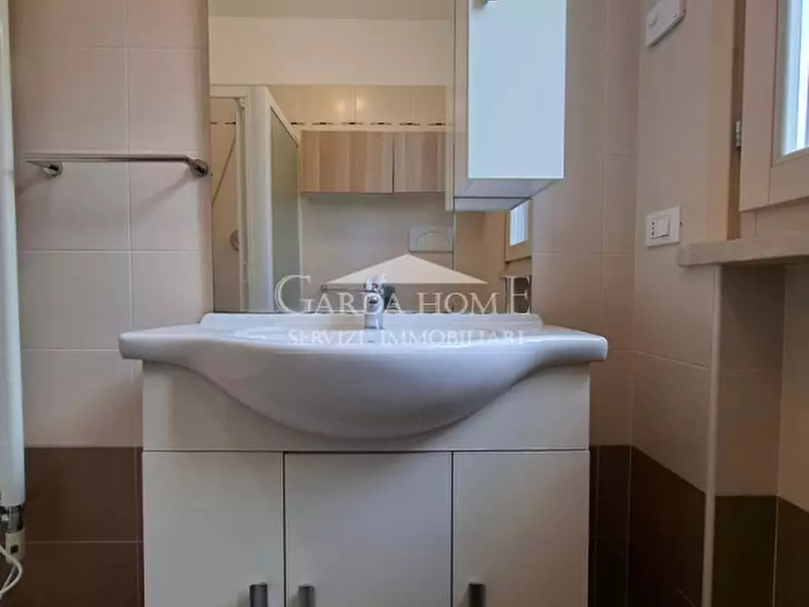 Immagine 19 di Appartamento in vendita  in Via San Benigno a Desenzano Del Garda