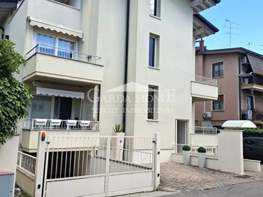 Immagine 26 di Appartamento in vendita  in Via San Benigno a Desenzano Del Garda