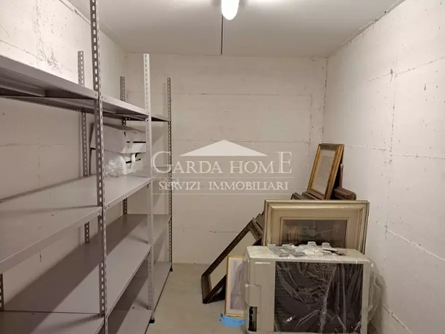 Immagine 28 di Appartamento in vendita  in Via San Benigno a Desenzano Del Garda