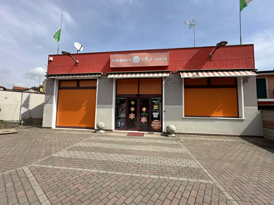 Immagine 2 di Attività commerciale in vendita  in Adria, Via Badini a Adria