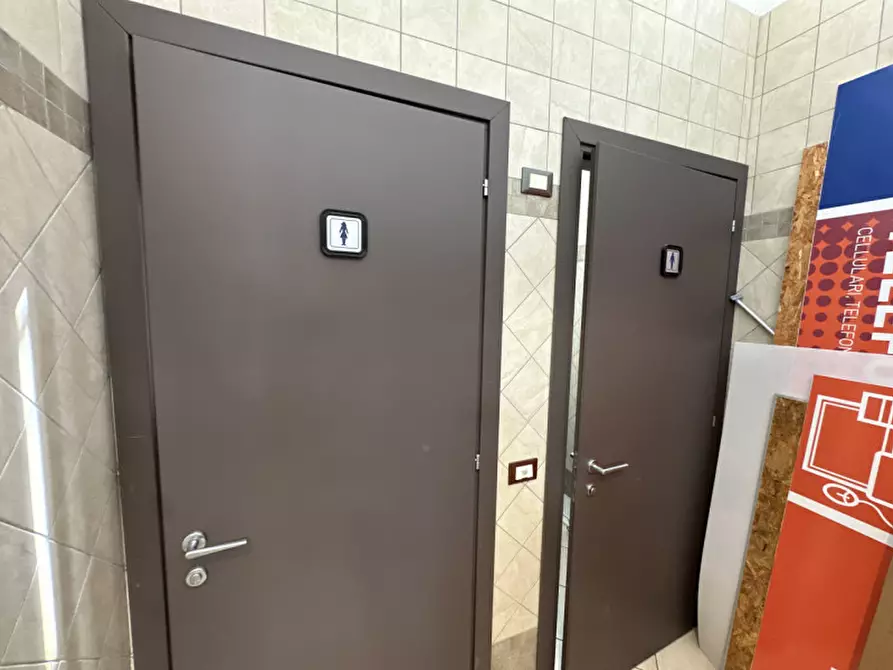 Immagine 13 di Attività commerciale in vendita  in Adria, Via Badini a Adria