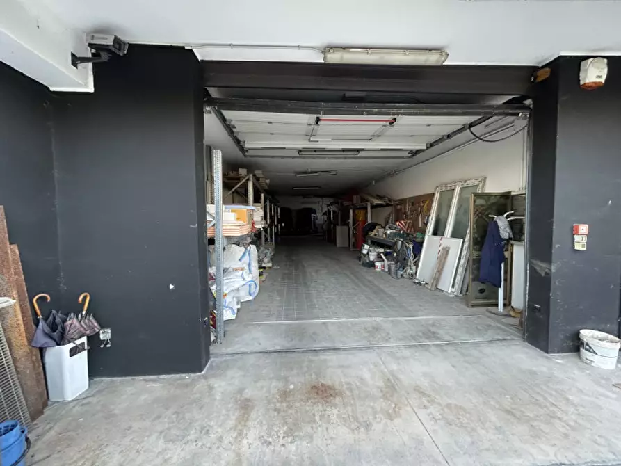 Immagine 4 di Capannone industriale in affitto  in Via Giotto a Rubano