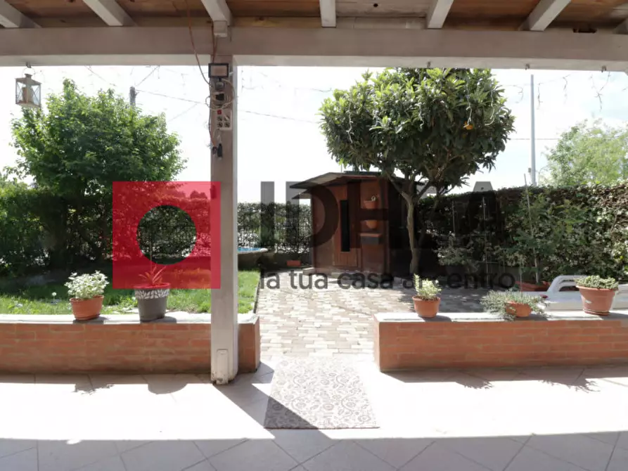 Immagine 5 di Casa bifamiliare in vendita  in Via Termine a Breda Di Piave