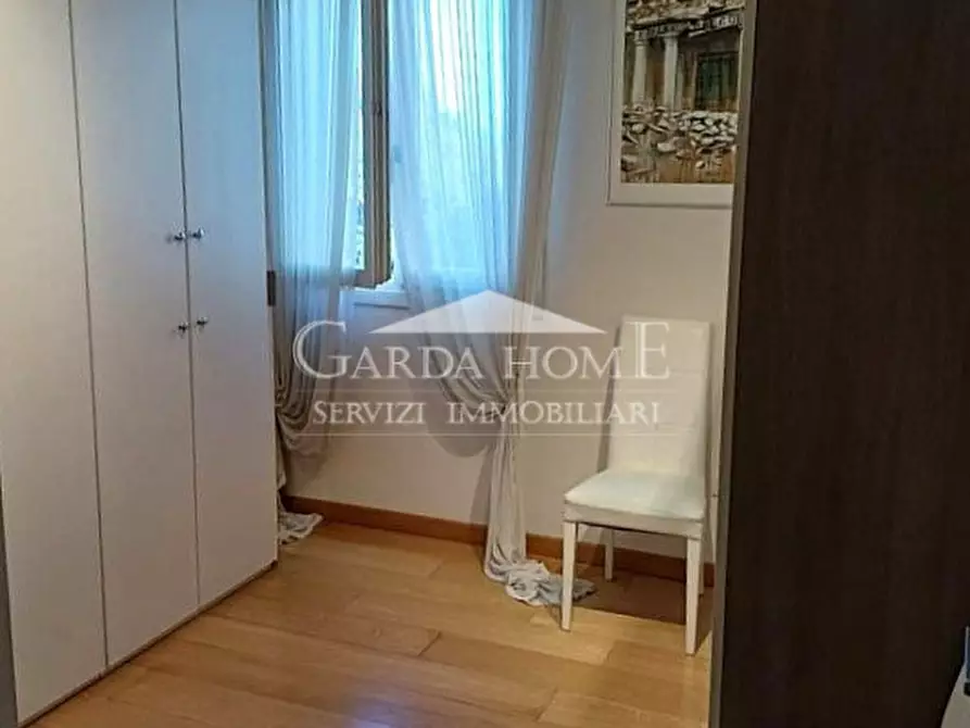 Immagine 10 di Appartamento in vendita  in Viale Cavour a Desenzano Del Garda