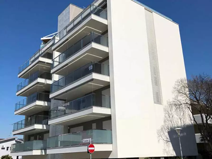 Immagine 1 di Appartamento in vendita  a Lignano Sabbiadoro