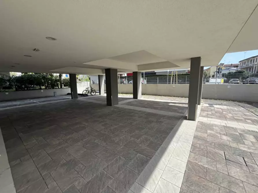 Immagine 20 di Appartamento in vendita  a Lignano Sabbiadoro