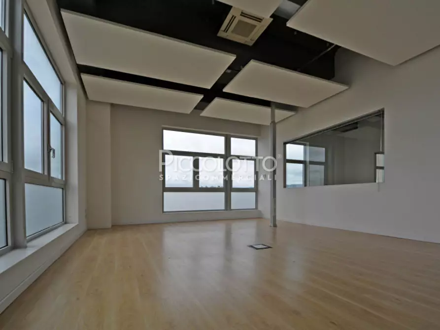 Immagine 9 di Ufficio in affitto  in via Ferraris Galileo a Montebelluna